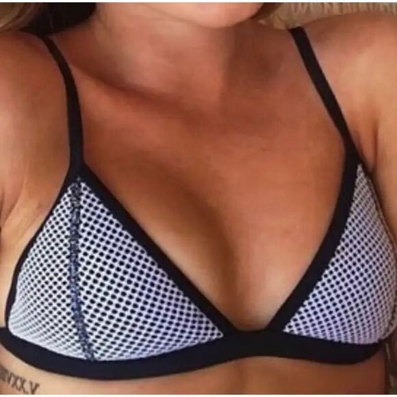 TRIANGL Black Mesh Ollie Bikini Top - Medium - Picture 2 of 7